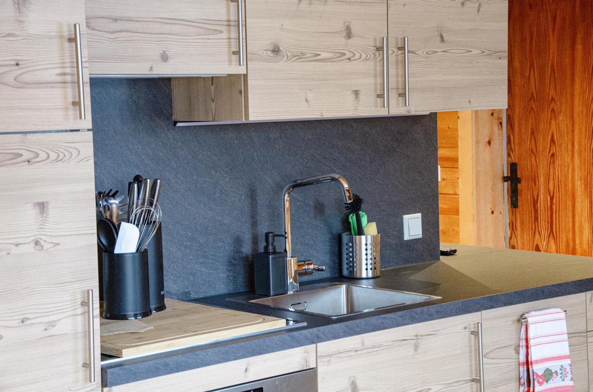 Stoanerhof Apartment Шладминг Екстериор снимка
